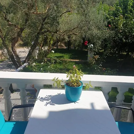 Apartment Aktipis Argassi