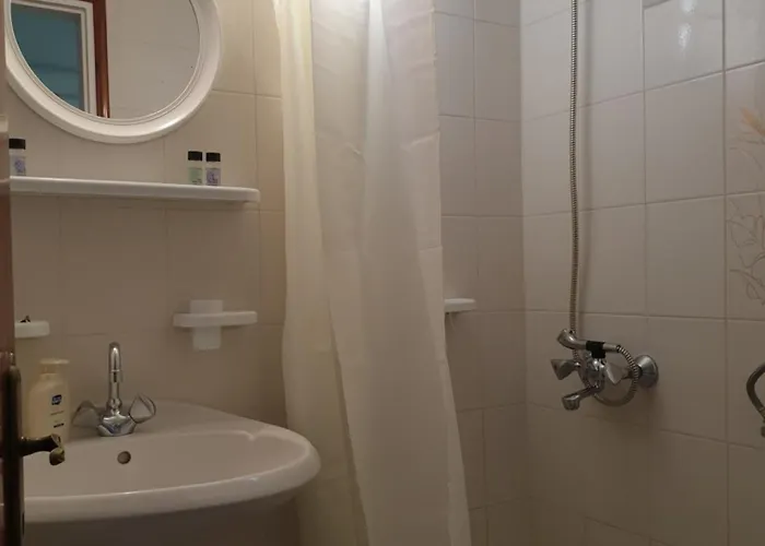 Aktipis Lejlighed Argassi